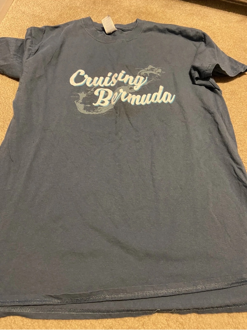 gildan size large cruising bermuda shirt